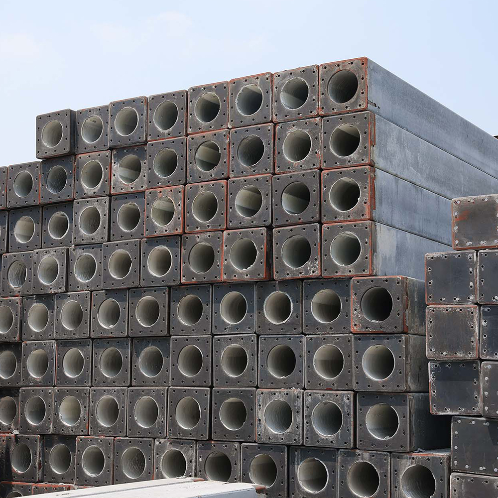 Vorgespannte quadratische Hohlpfähle aus hochfestem Beton